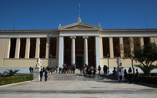 Menjelajahi Profil Universitas Terbaik di Lavreotiki Yunani